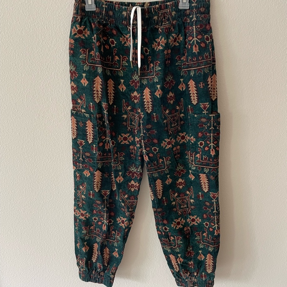 Urban Outfitters Pattered Jogger Pants. Size M